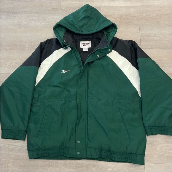 Vintage Reebok - Picture 14 of 15